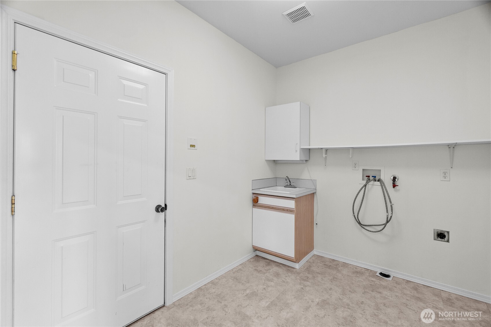 4112 Stonehaven Lane SE, Olympia, WA 98501