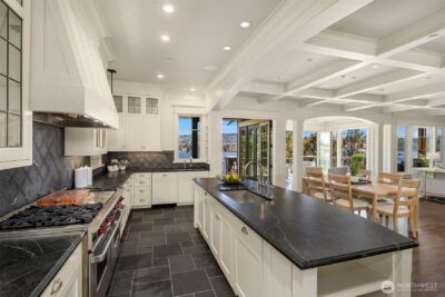 4102 100th Avenue SE, Mercer Island, WA 98040 - Photo 12