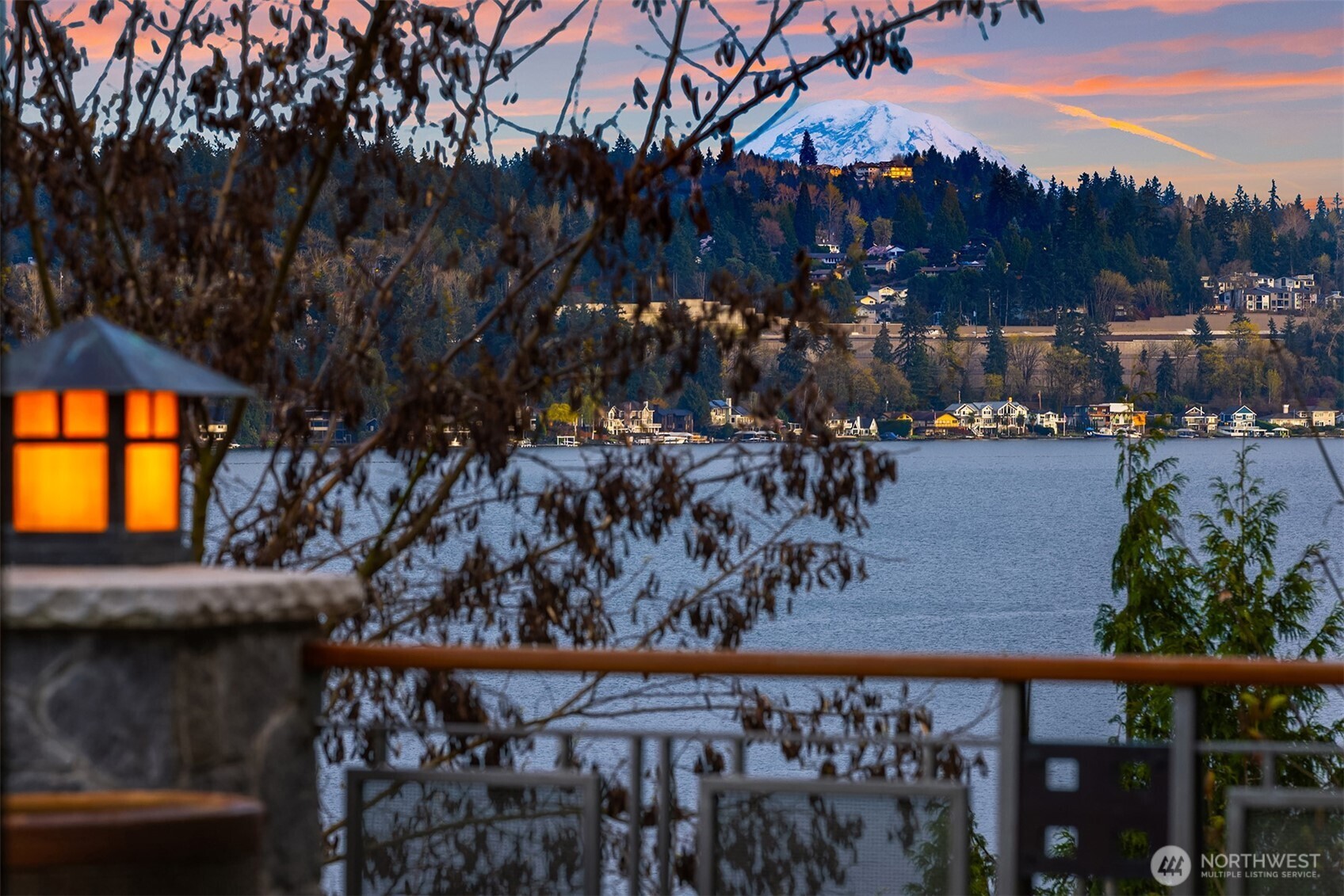 4102 100th Avenue SE, Mercer Island, WA 98040