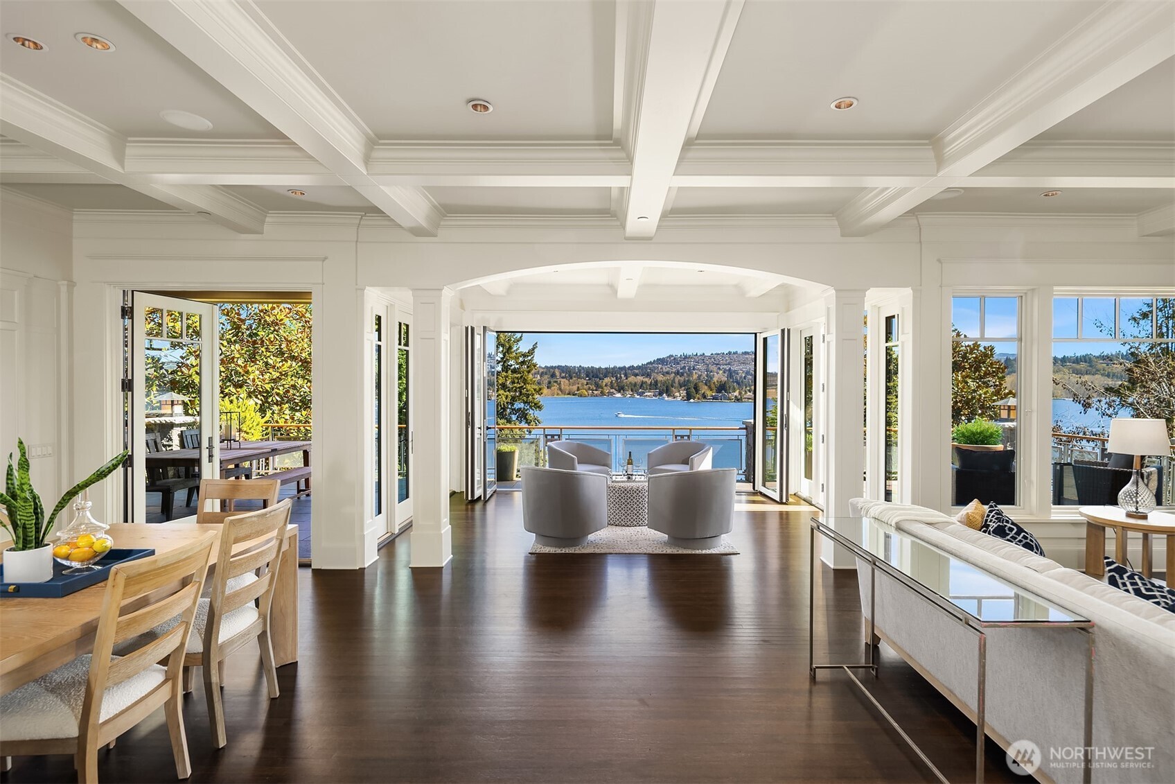 4102 100th Avenue SE, Mercer Island, WA 98040