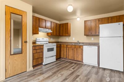 15912 Elm Street E, Sumner, WA 98390 - Photo 3