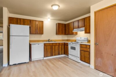 15912 Elm Street E, Sumner, WA 98390 - Photo 5