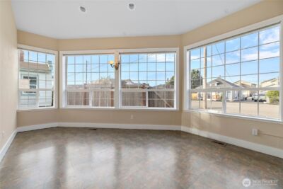 225 N Walnut Street , Burlington, WA 98233 - Photo 12