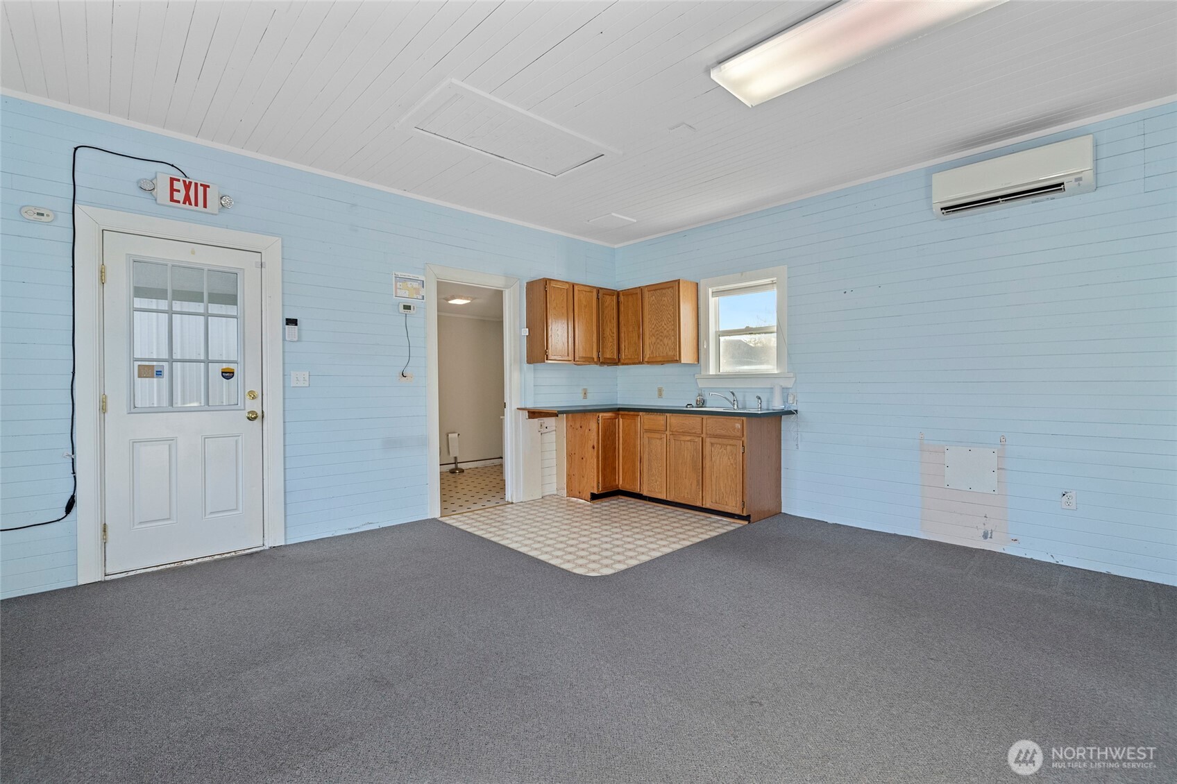 225 N Walnut Street , Burlington, WA 98233