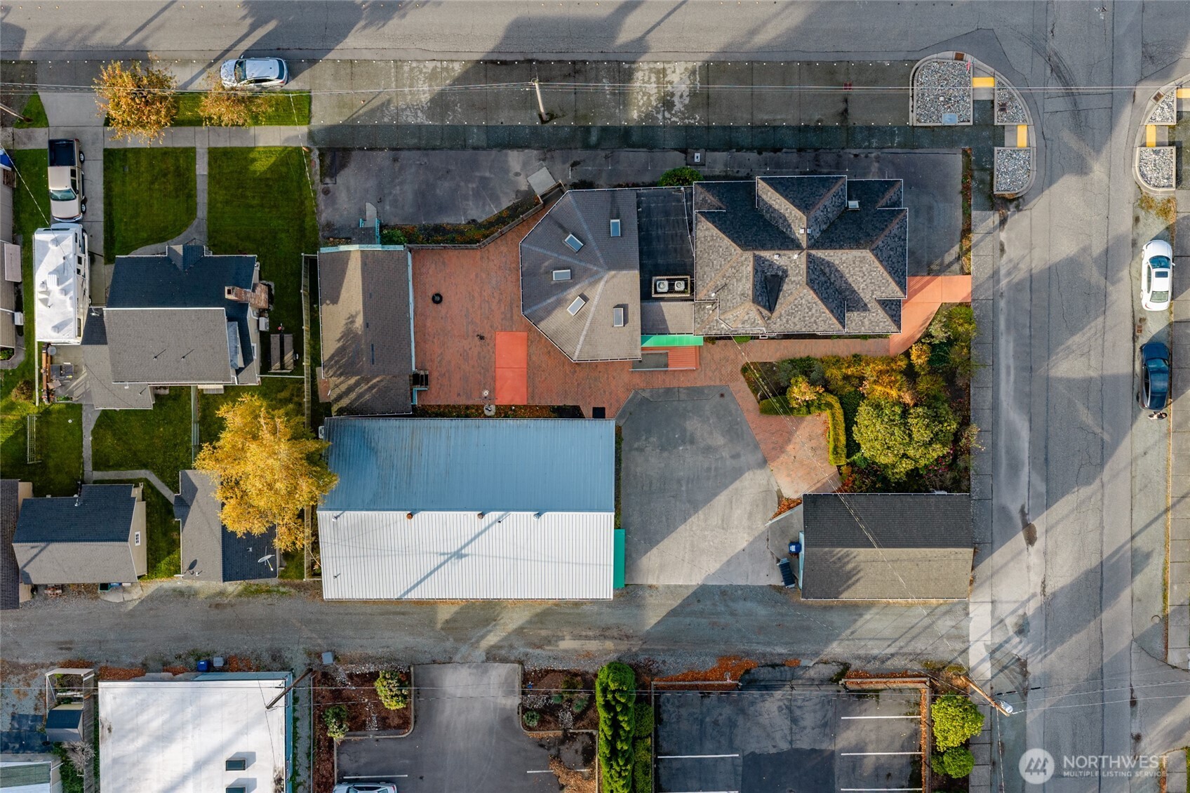 225 N Walnut Street , Burlington, WA 98233