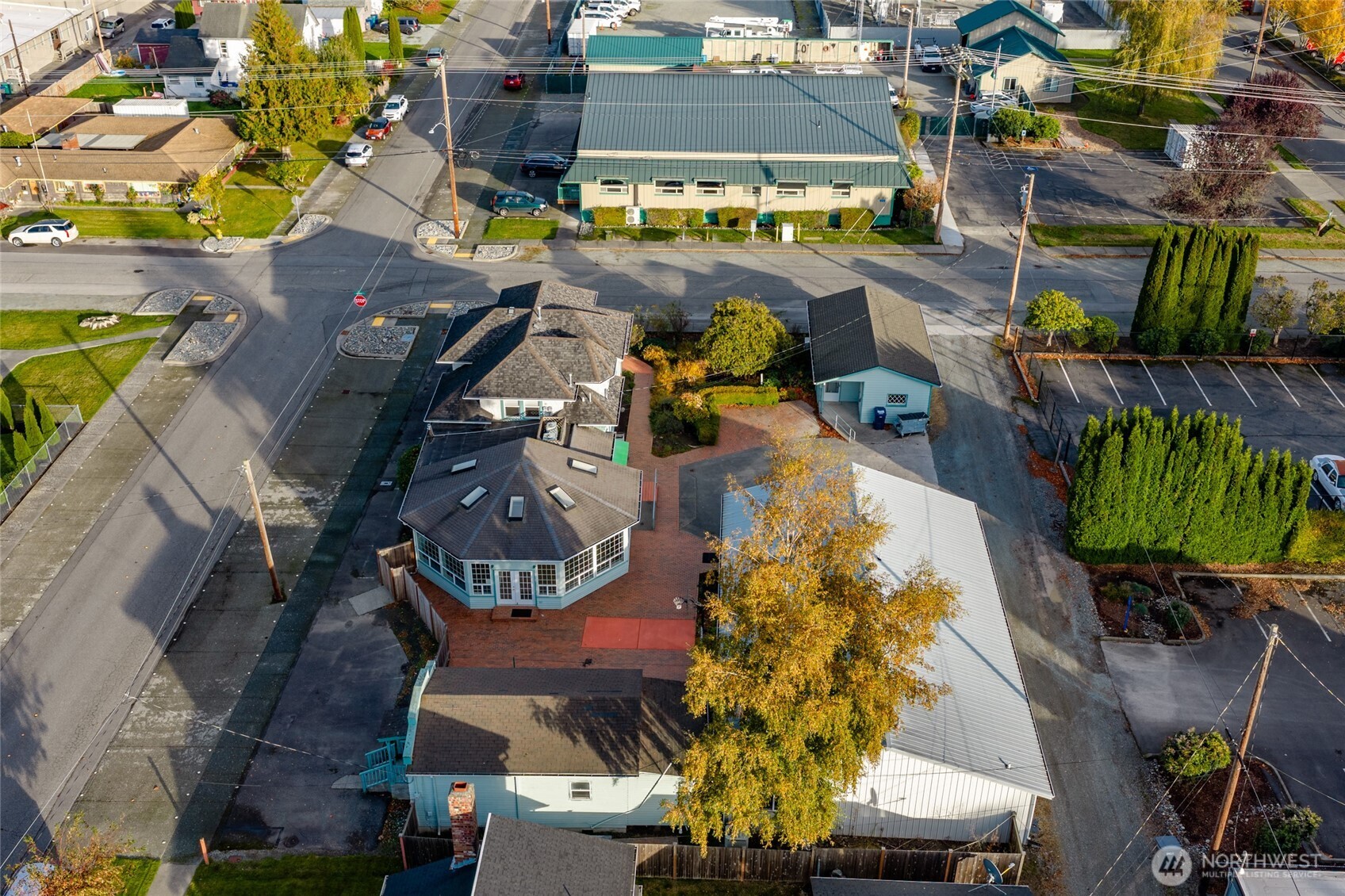 225 N Walnut Street , Burlington, WA 98233