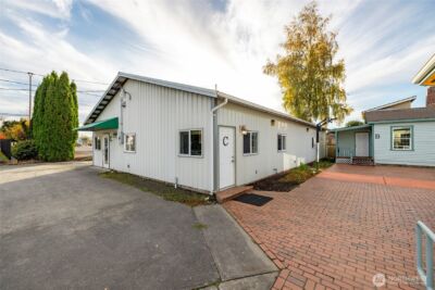 225 N Walnut Street , Burlington, WA 98233 - Photo 9