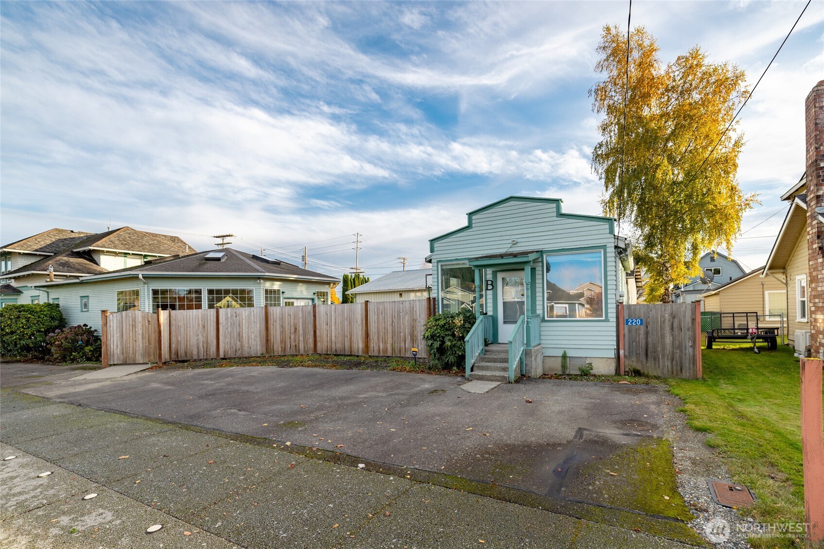 225 N Walnut Street , Burlington, WA 98233