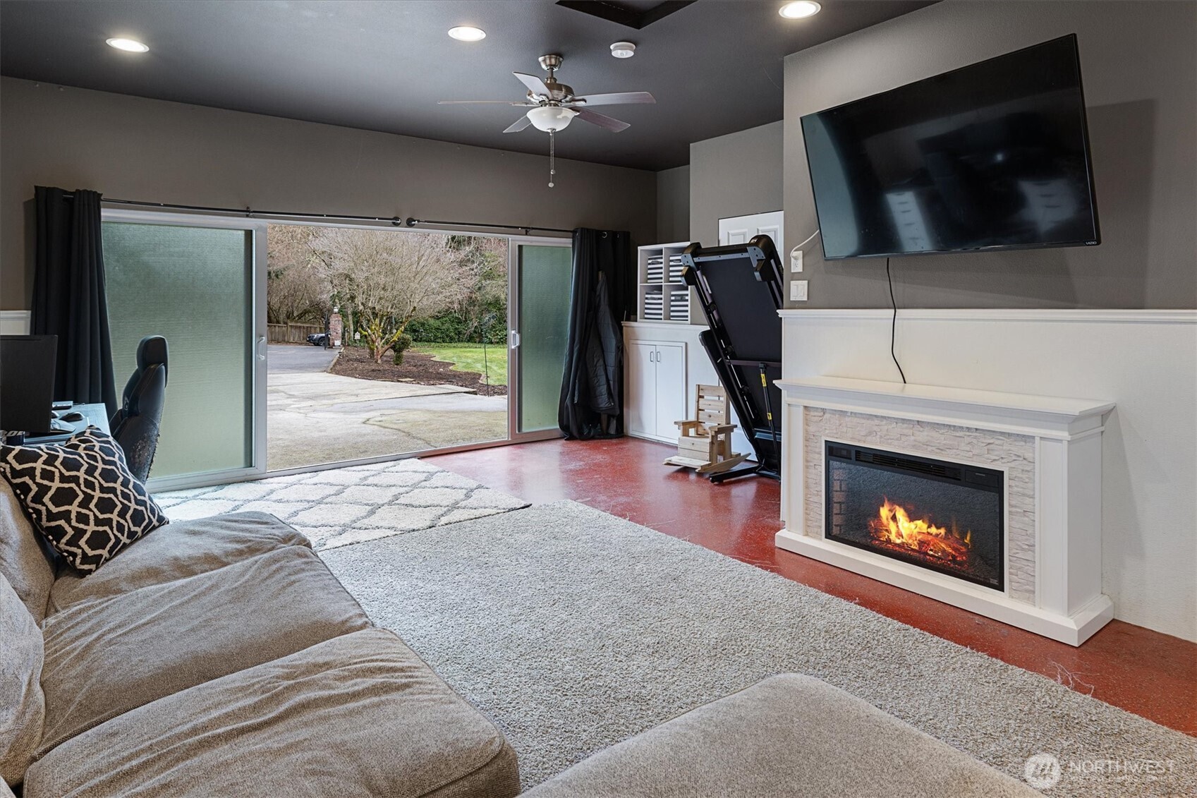 17018 45th Street E, Lake Tapps, WA 98391