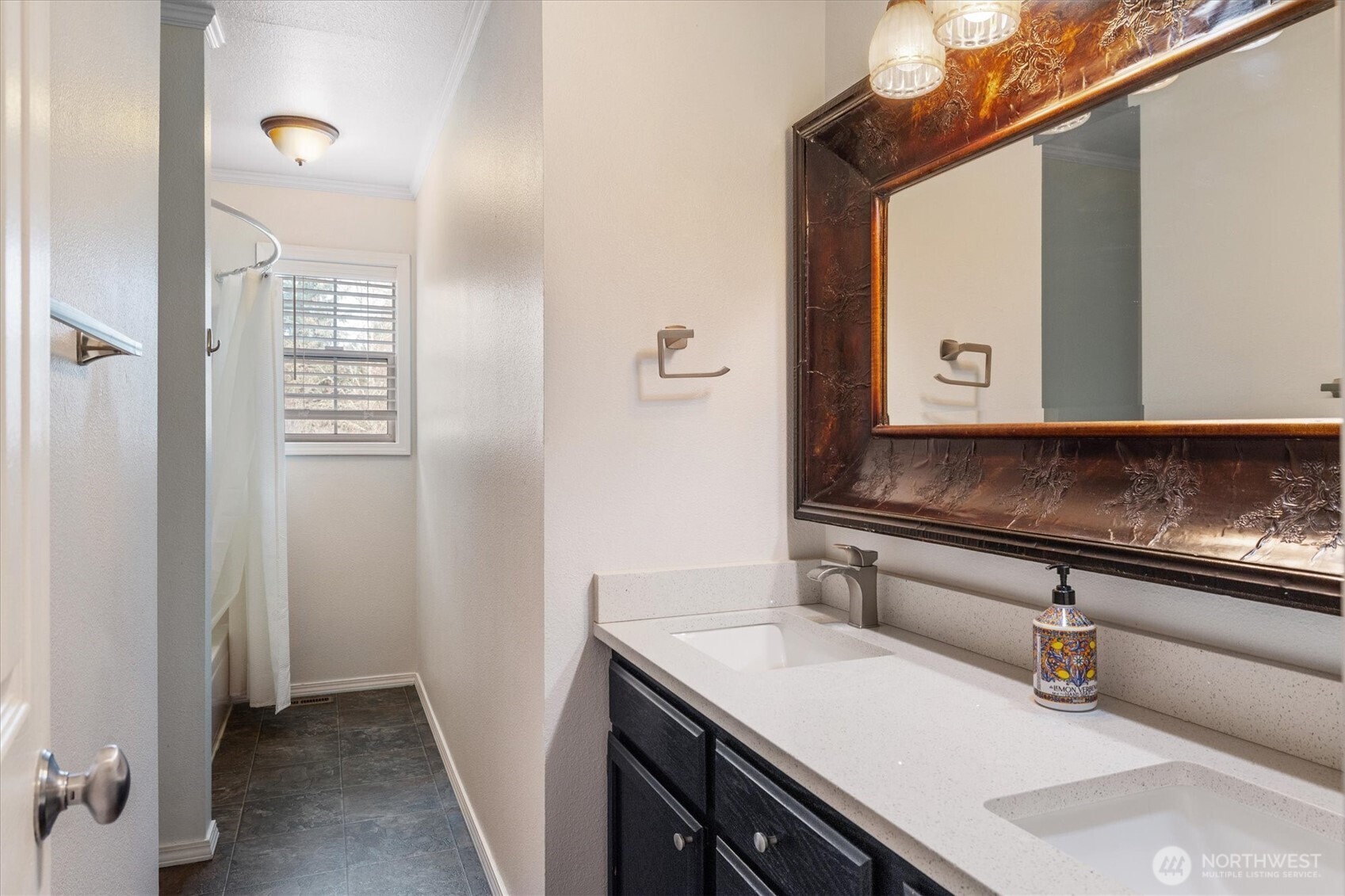 17018 45th Street E, Lake Tapps, WA 98391