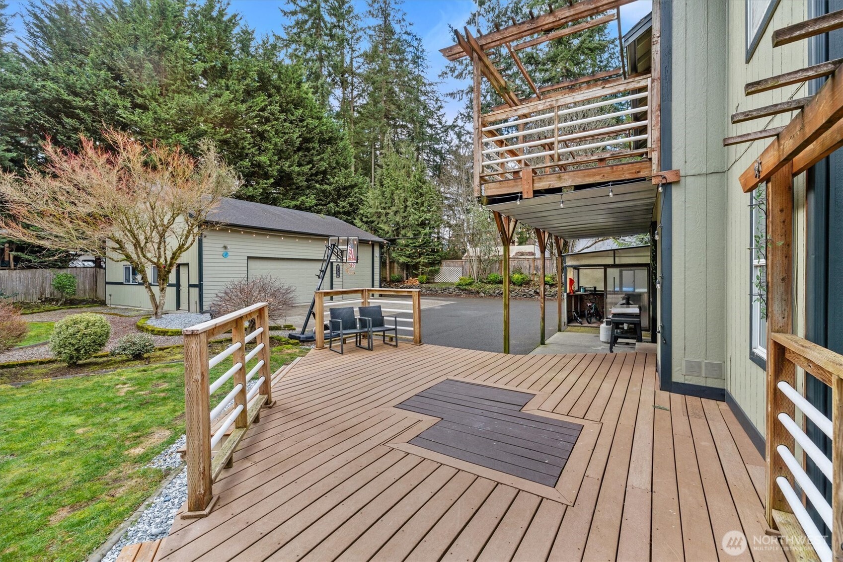17018 45th Street E, Lake Tapps, WA 98391