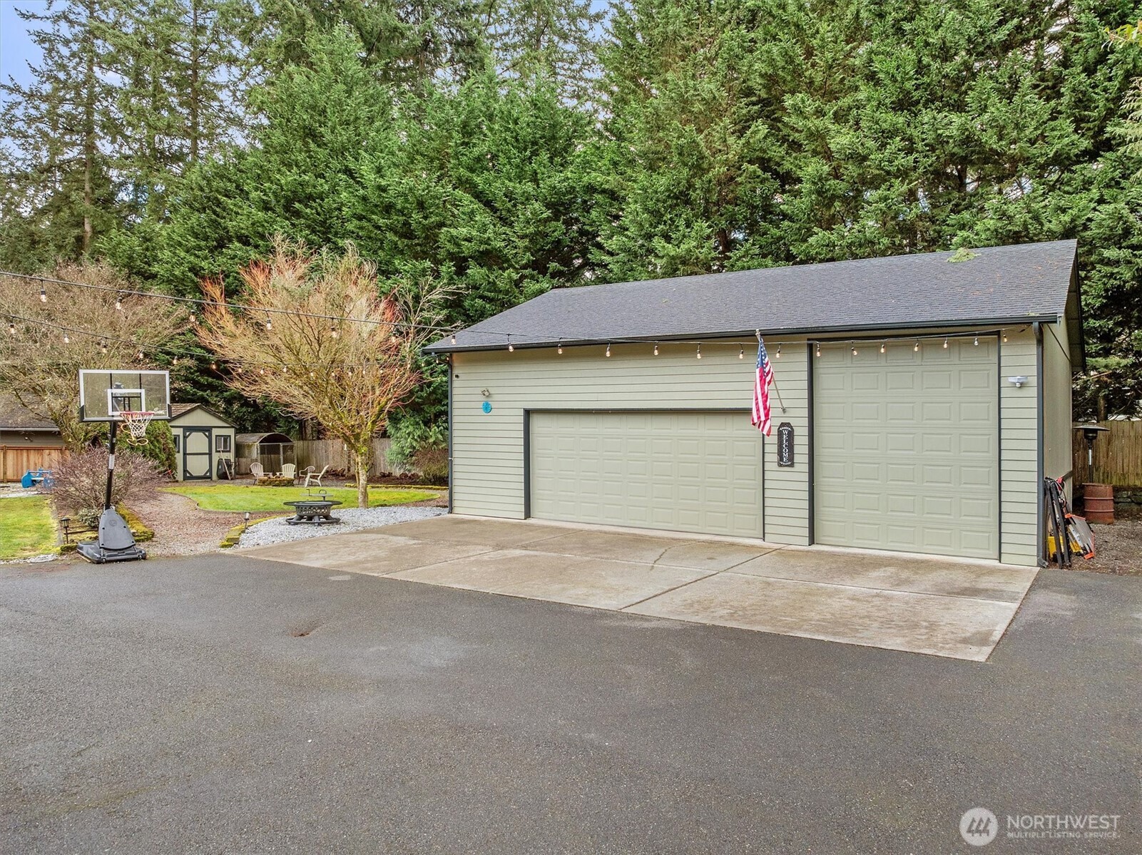 17018 45th Street E, Lake Tapps, WA 98391