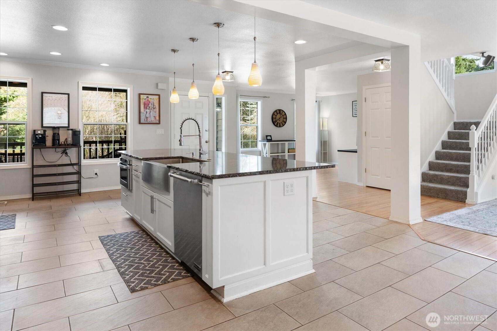 17018 45th Street E, Lake Tapps, WA 98391