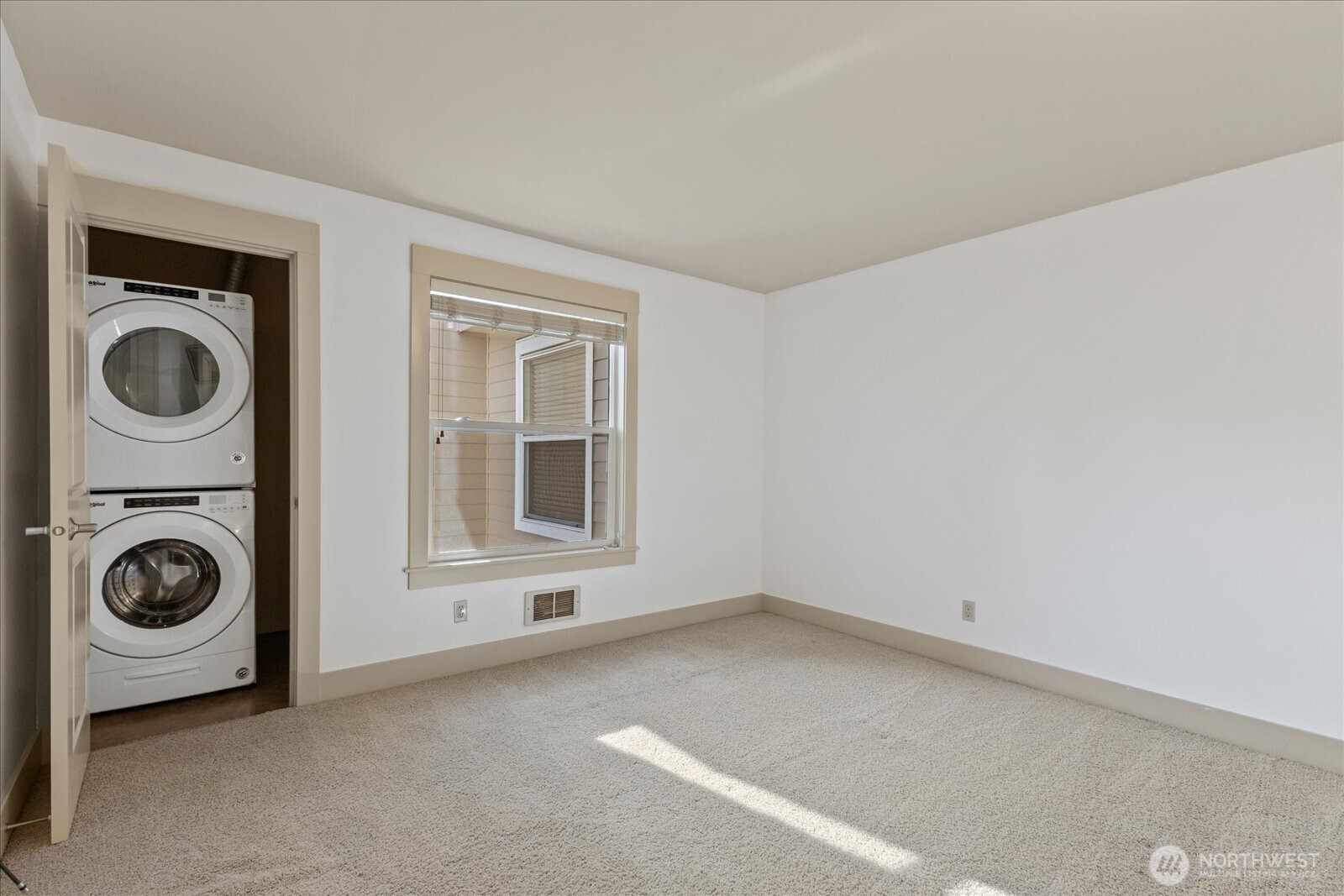 23015 Edmonds Way #A307, Edmonds, WA 98020