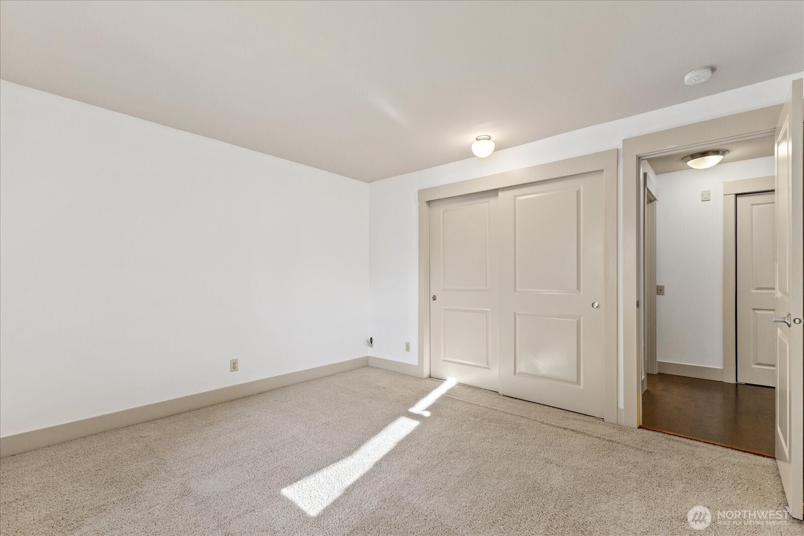 23015 Edmonds Way #A307, Edmonds, WA 98020