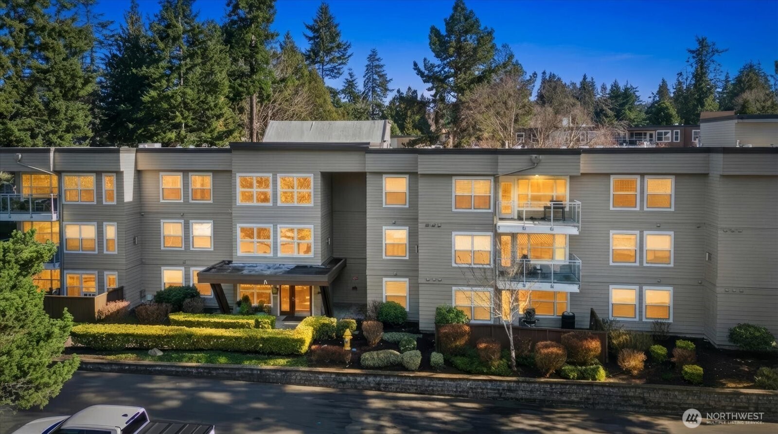 23015 Edmonds Way #A307, Edmonds, WA 98020