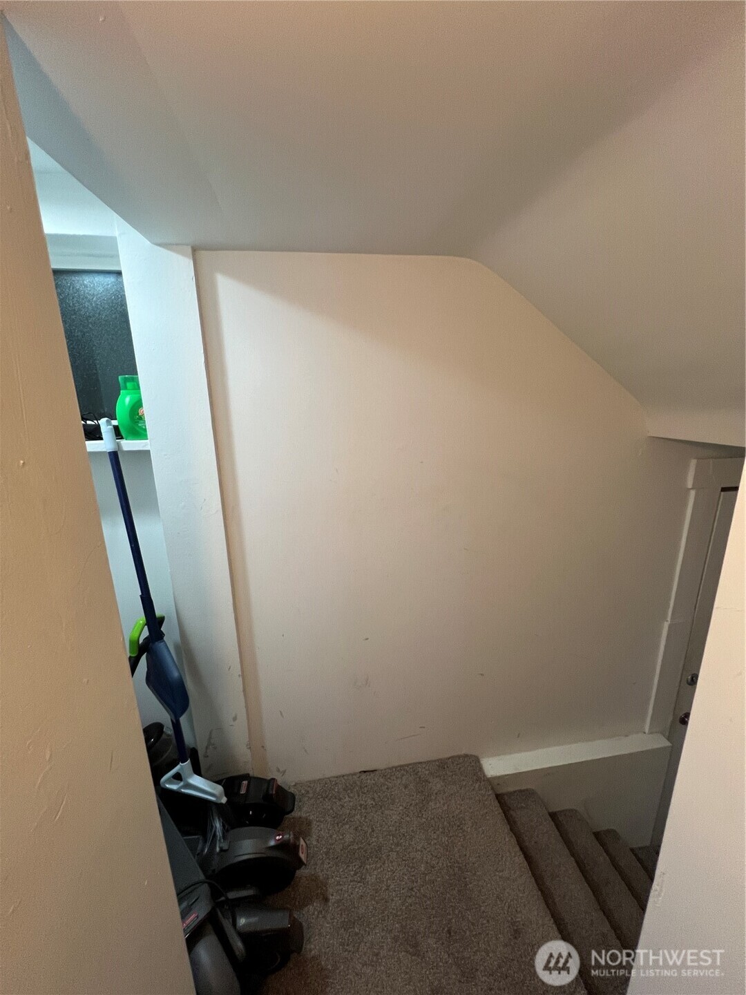 5026 20th Avenue NE, Seattle, WA 98105