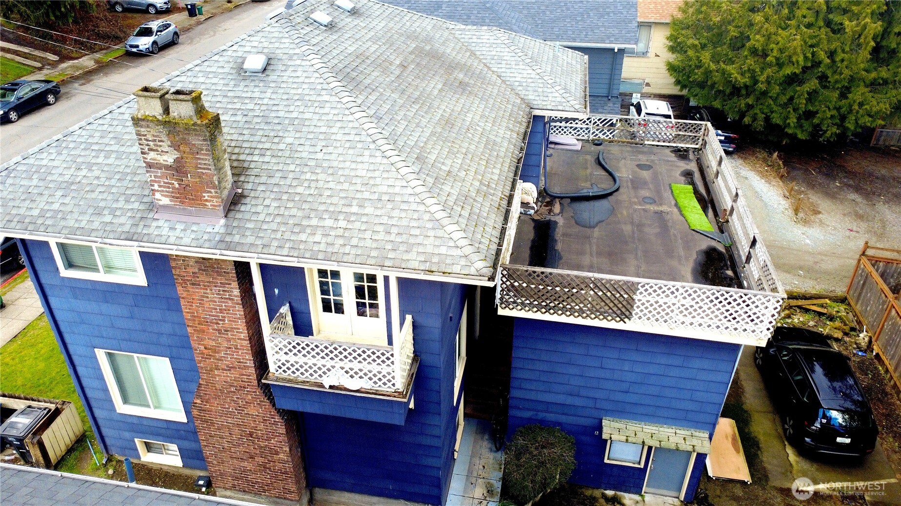 5026 20th Avenue NE, Seattle, WA 98105