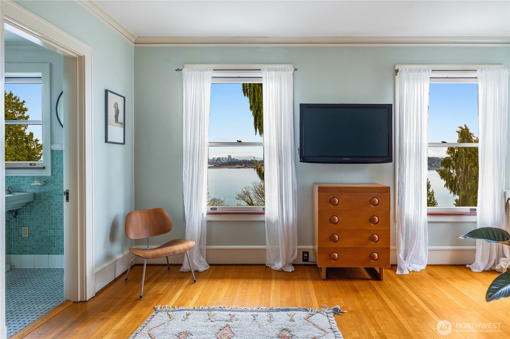 2844 Cascadia Avenue S, Seattle, WA 98144