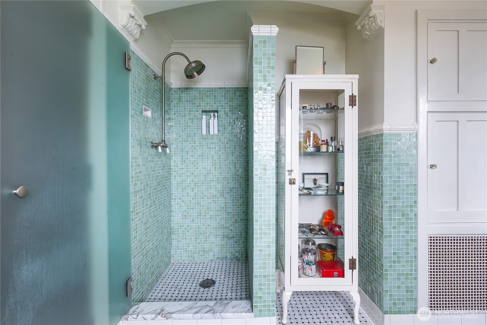 2844 Cascadia Avenue S, Seattle, WA 98144