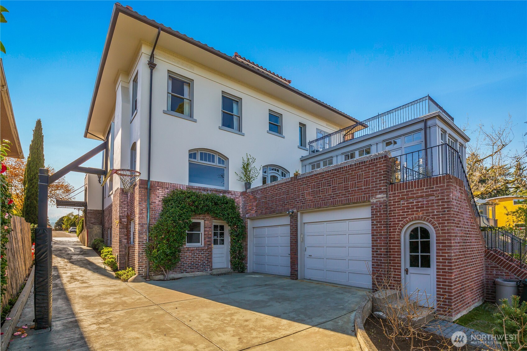 2844 Cascadia Avenue S, Seattle, WA 98144