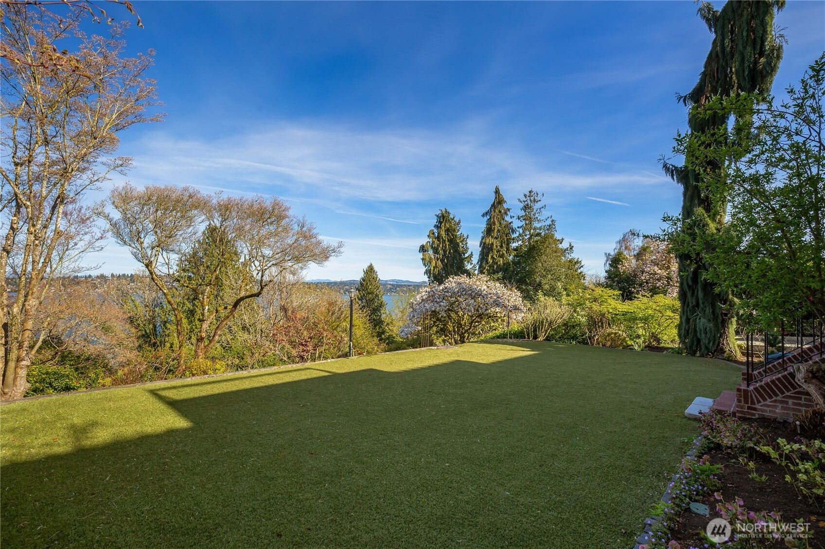 2844 Cascadia Avenue S, Seattle, WA 98144