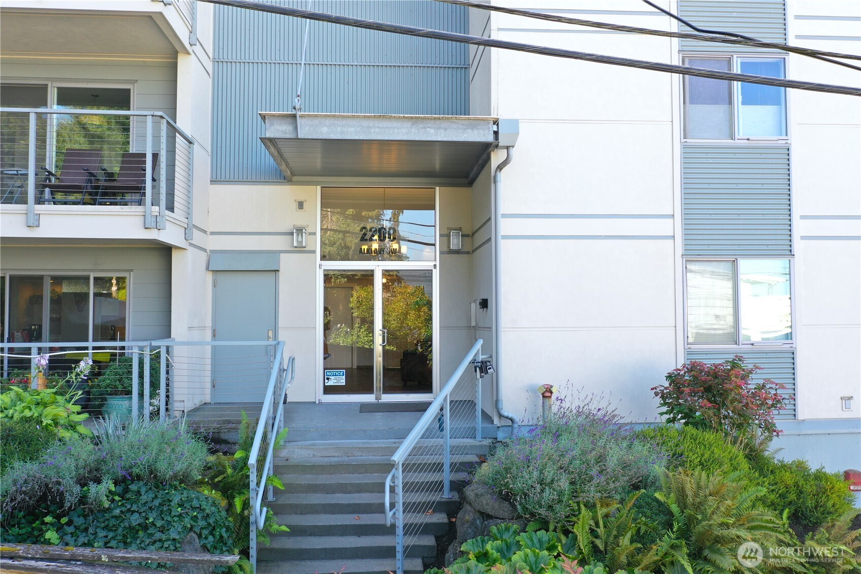 2200 Alki Avenue SW #103, Seattle, WA 98116