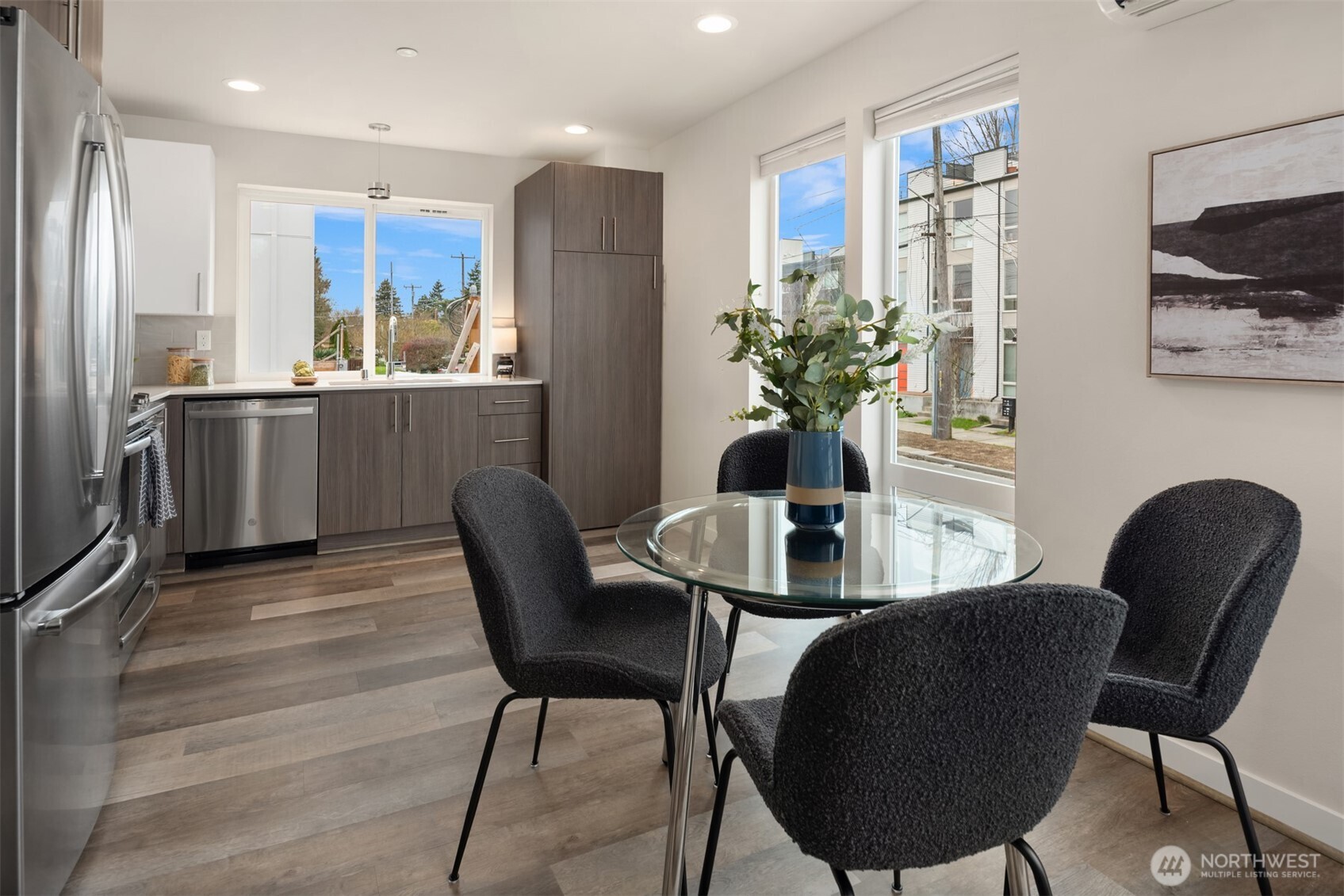 6251 8th Avenue NW, Seattle, WA 98107