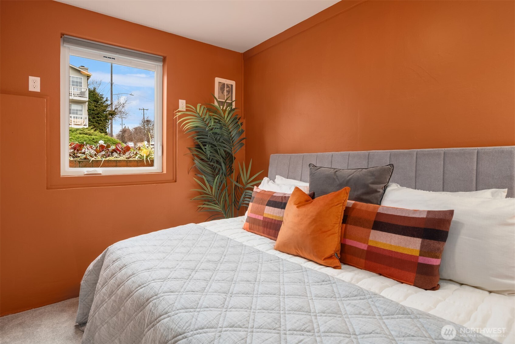 6251 8th Avenue NW, Seattle, WA 98107