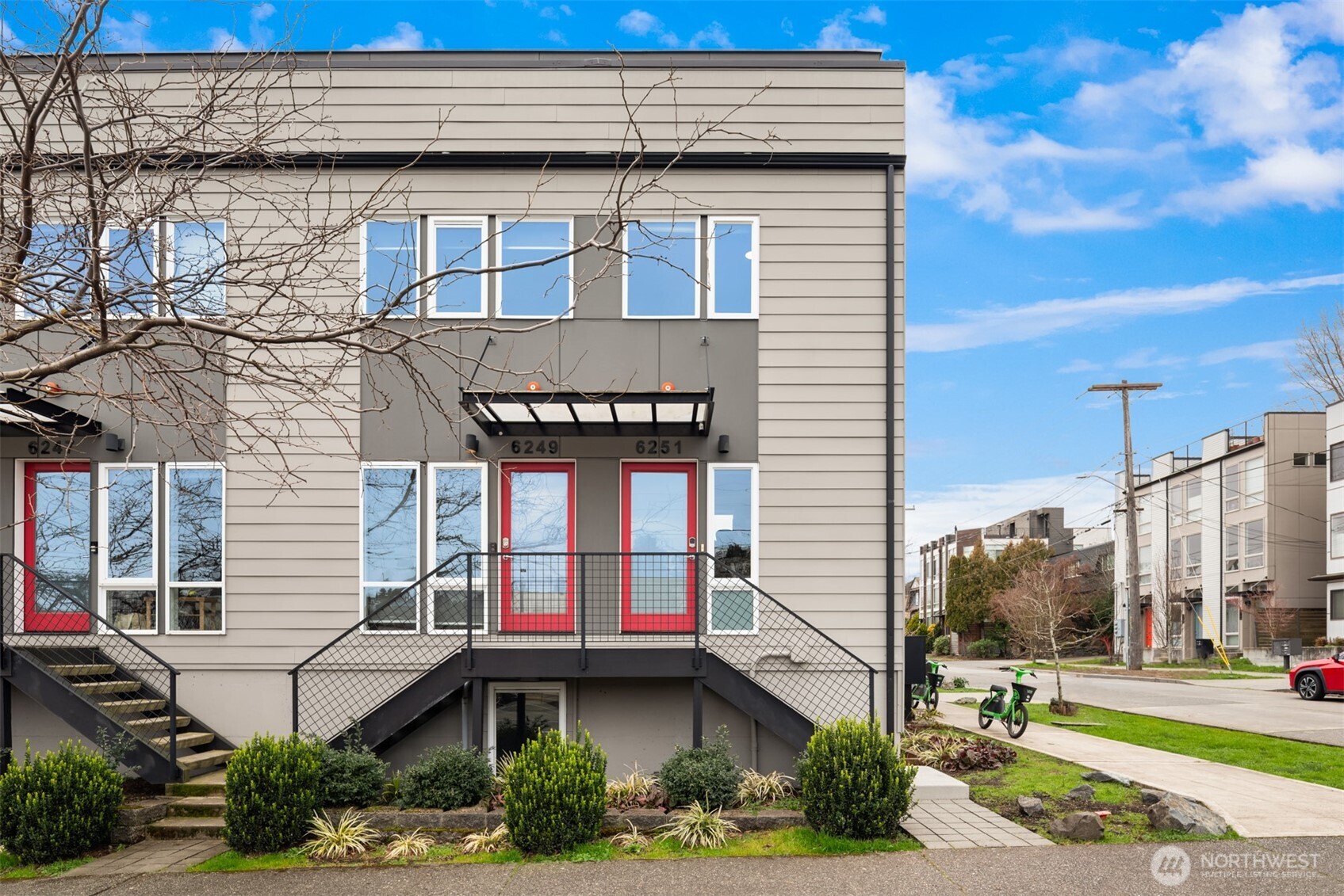 6251 8th Avenue NW, Seattle, WA 98107