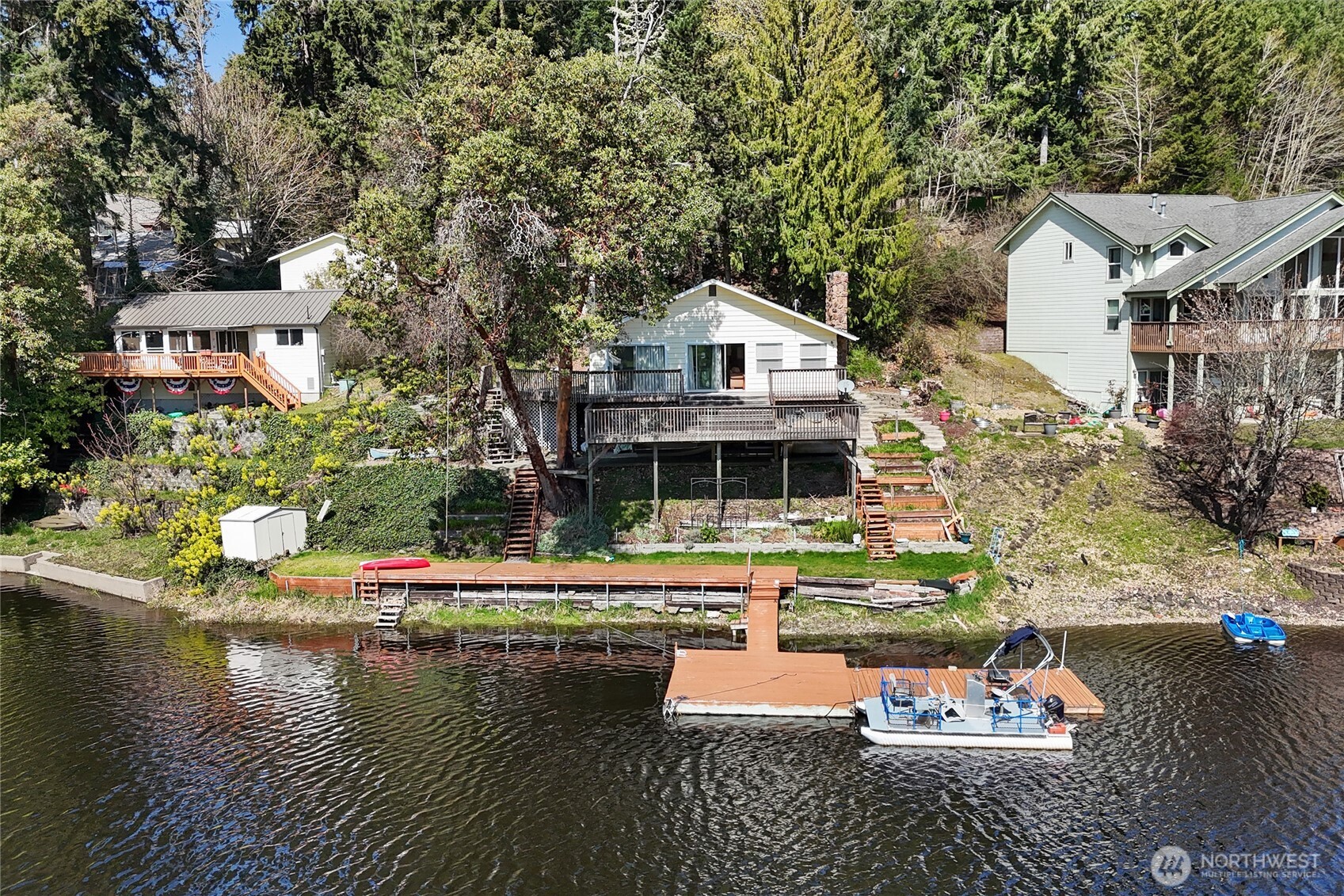 5042 Raccoon Valley Road SE, Olympia, WA 98513