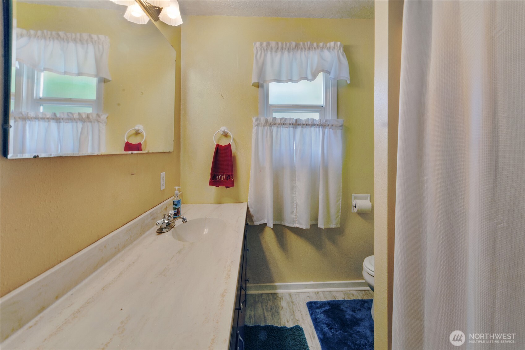 5042 Raccoon Valley Road SE, Olympia, WA 98513