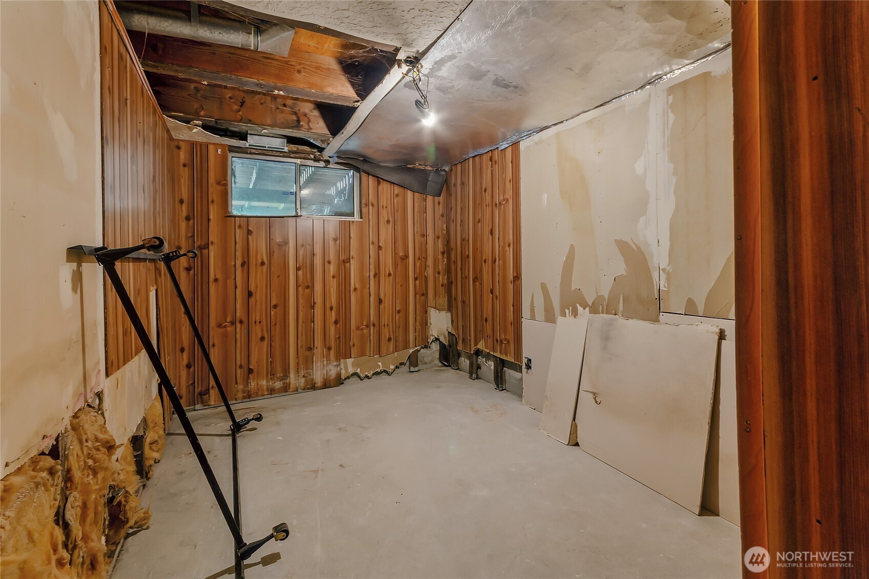 5042 Raccoon Valley Road SE, Olympia, WA 98513