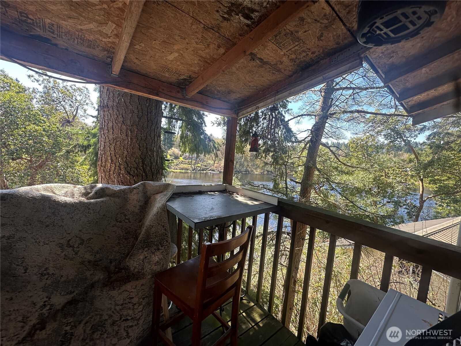 5042 Raccoon Valley Road SE, Olympia, WA 98513