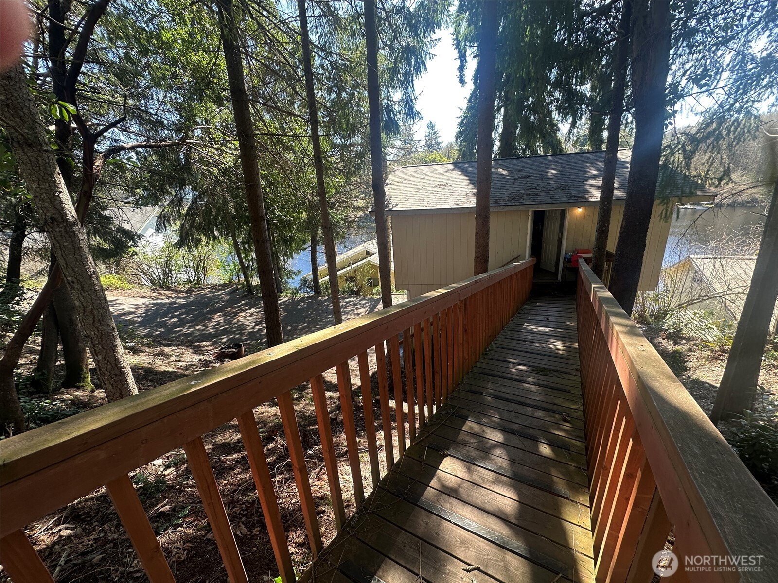 5042 Raccoon Valley Road SE, Olympia, WA 98513