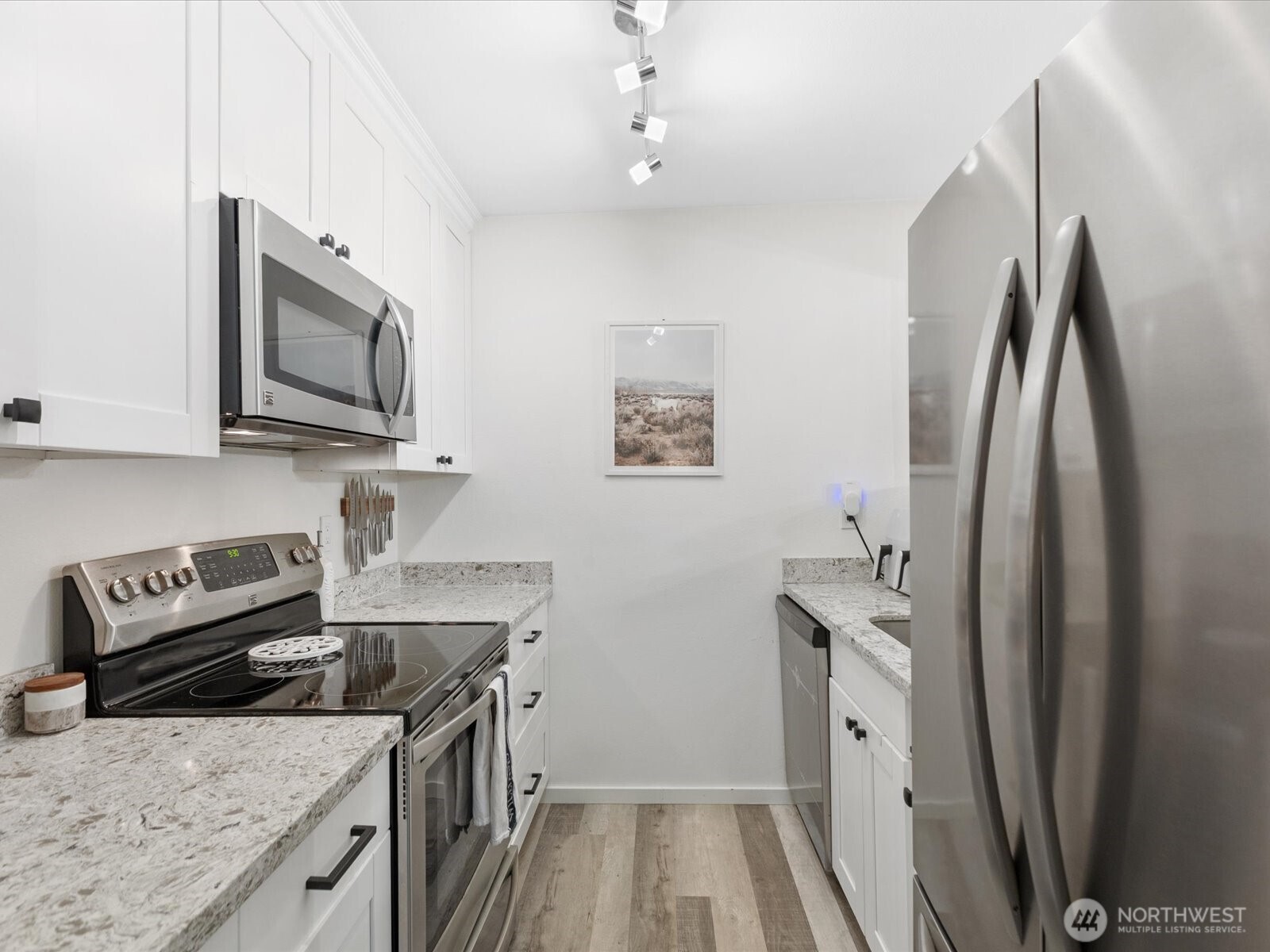 455 Newport Way NW #302, Issaquah, WA 98027