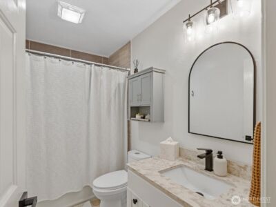 455 Newport Way NW #302, Issaquah, WA 98027 - Photo 14