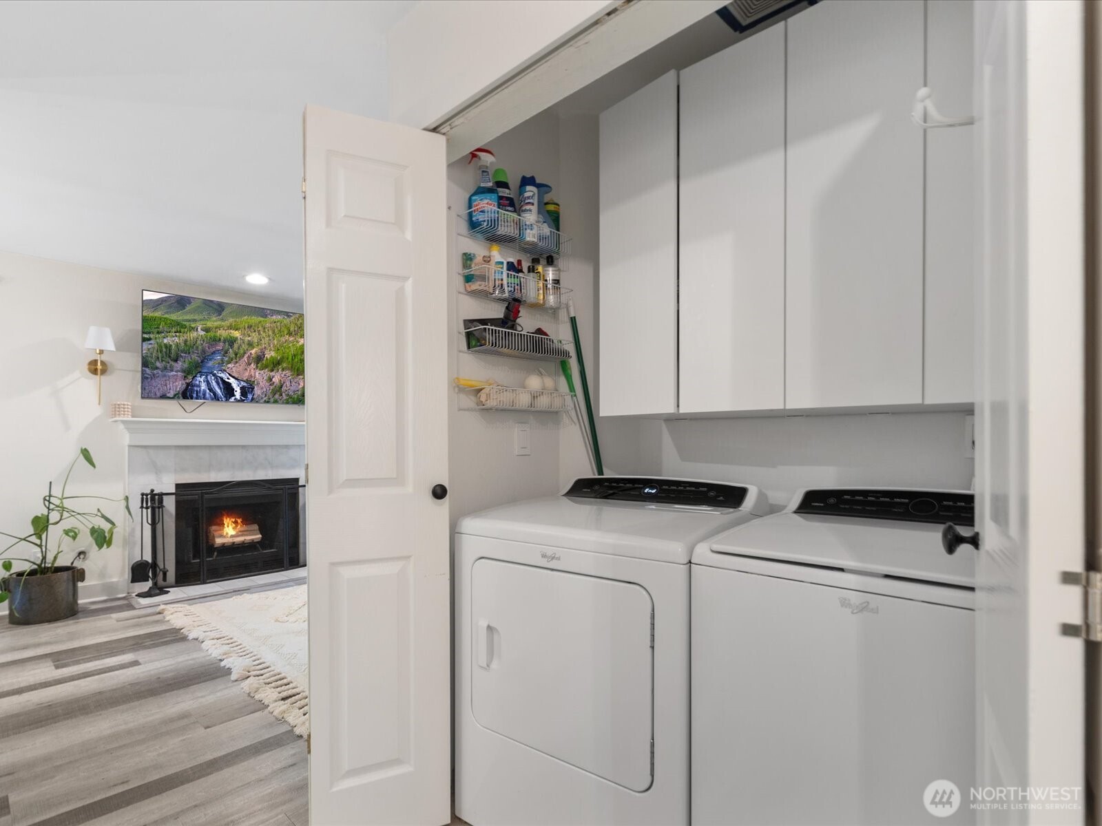 455 Newport Way NW #302, Issaquah, WA 98027