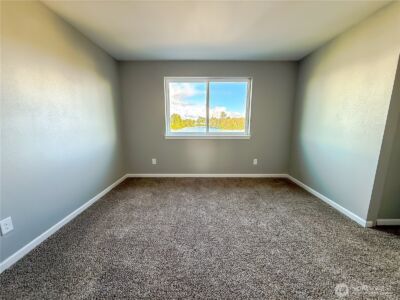 582 Mount Olympus Avenue SE, Ocean Shores, WA 98569 - Photo 27