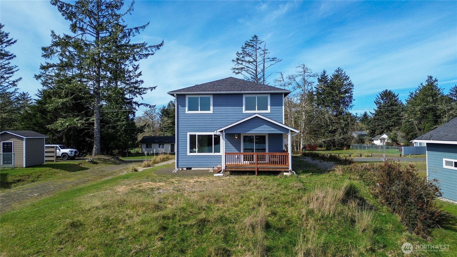 582 Mount Olympus Avenue SE, Ocean Shores, WA 98569