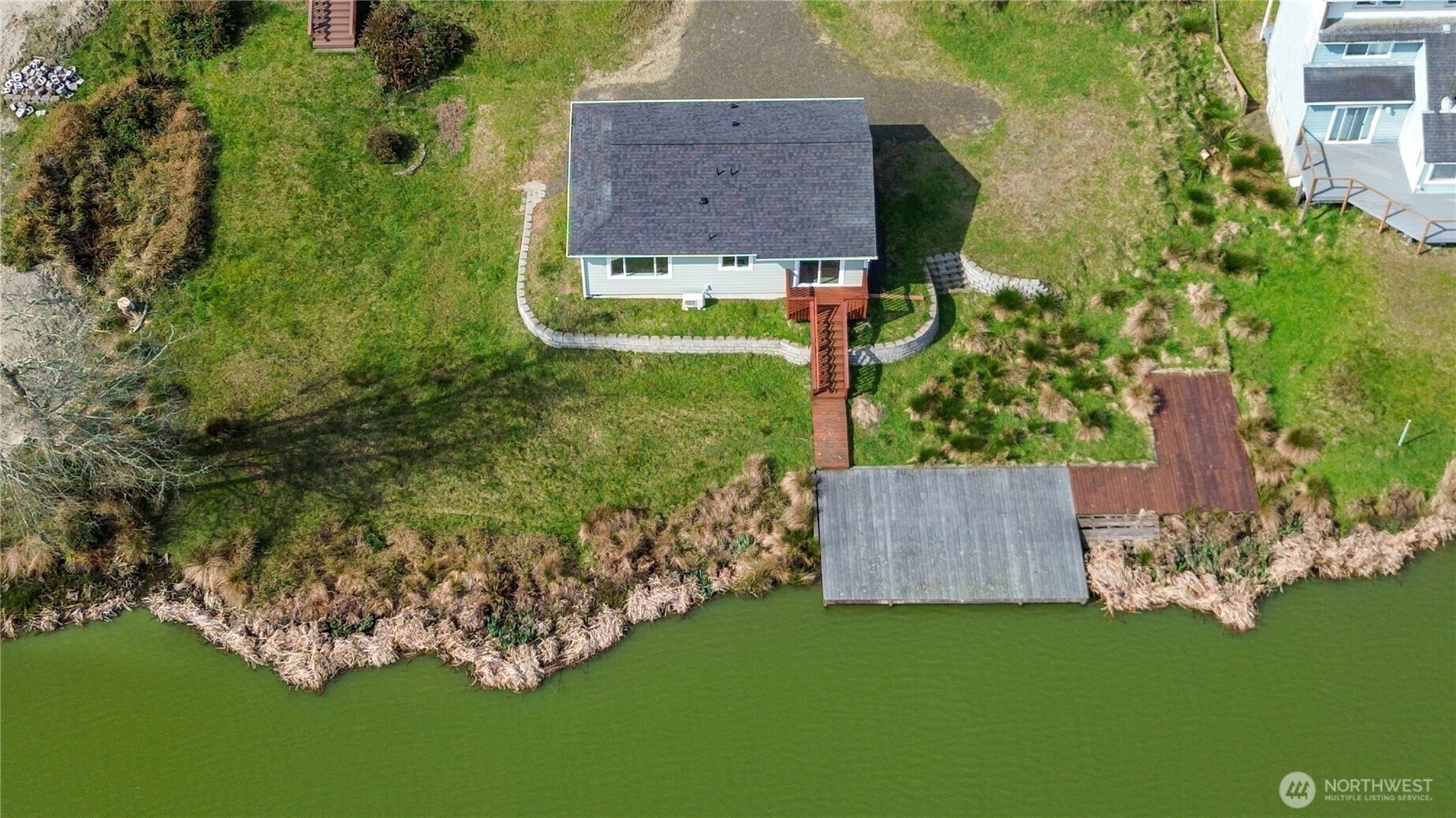 584 Mount Olympus Avenue SE, Ocean Shores, WA 98569