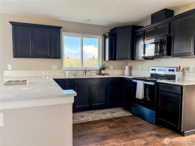 584 Mount Olympus Avenue SE, Ocean Shores, WA 98569 - Photo 12