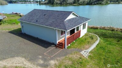 584 Mount Olympus Avenue SE, Ocean Shores, WA 98569 - Photo 23
