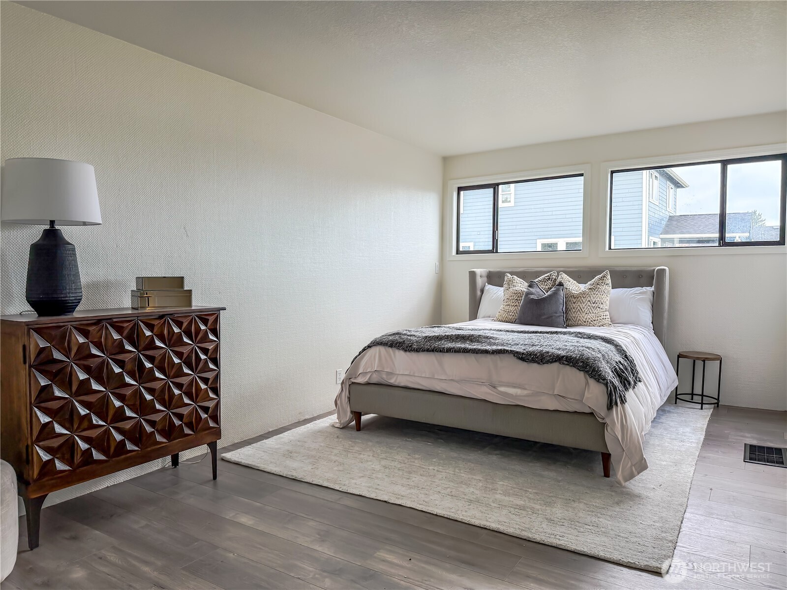 586 Mount Olympus Avenue SE, Ocean Shores, WA 98569