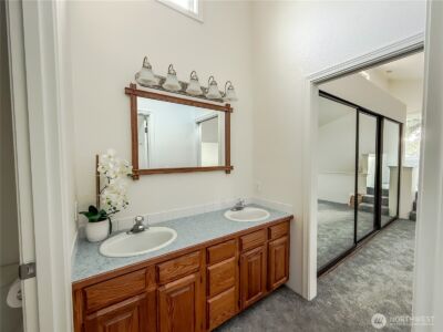 586 Mount Olympus Avenue SE, Ocean Shores, WA 98569 - Photo 22