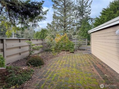 586 Mount Olympus Avenue SE, Ocean Shores, WA 98569 - Photo 32