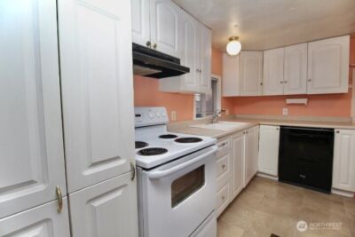 2424 S 260th Street #45, Kent, WA 98032 - Photo 24