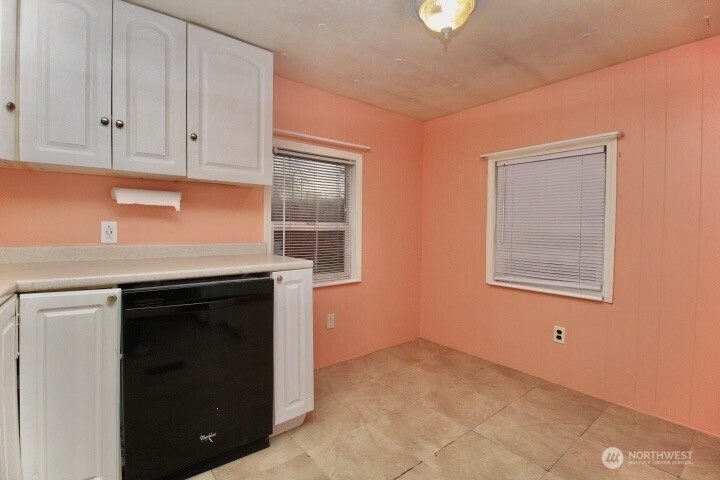 2424 S 260th Street #45, Kent, WA 98032