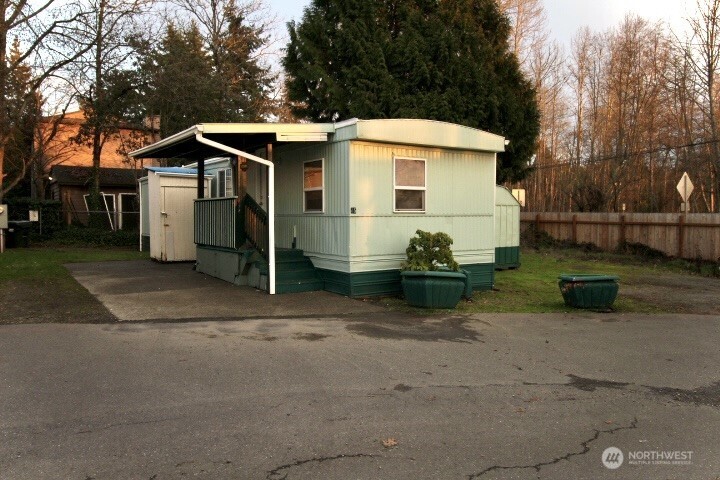 2424 S 260th Street #45, Kent, WA 98032