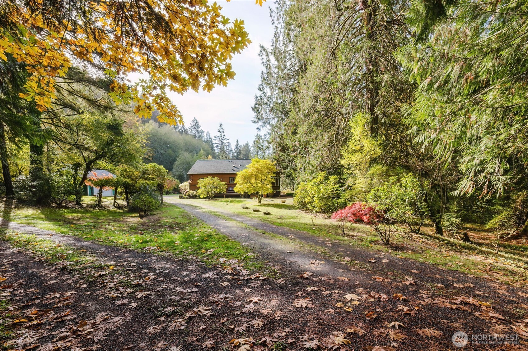 17717 E State Route 3 , Allyn, WA 98524-1415